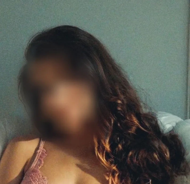Ramona, 25
